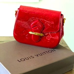 ** Authentic Louis Vuitton Bellflower in red monogram patent leather